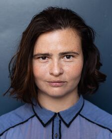 Lisa Hrdina Porträtbild